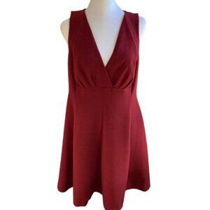 Modcloth Sleeveless Cocktail Dress, Low V-Neck Zipper Lined Midi Deep Red, Large